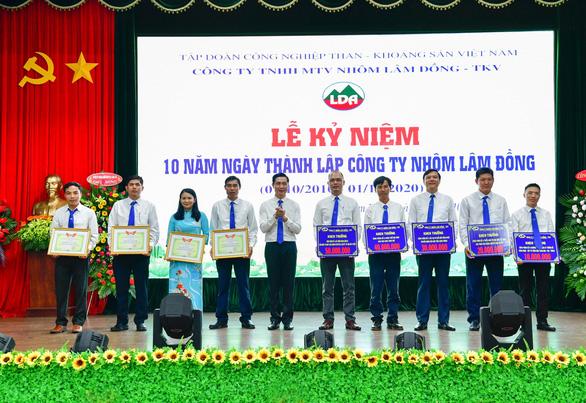 Công ty Nhôm Lâm Đồng đón nhận Bằng khen của Thủ tướng Chính phủ - Ảnh 3.