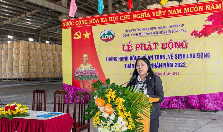 Bà Cao Thị Thanh – Phó Giám đốc Sở Công thương Lâm Đồng phát biểu chỉ đạo tại buổi lễ phát động