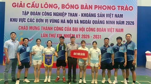 <a href="/tin-noi-bo" title="Tin nội bộ" rel="dofollow">Tin nội bộ</a>